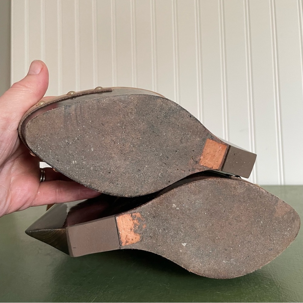 Finsk Avant Garde Architectural Wooden Wedges in Neutral Nubuck *Brazil* - Picture 6 of 16